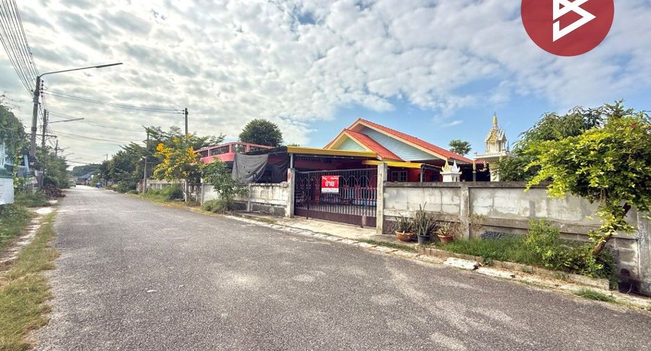 Haus zum Kauf mit 4 Zimmer in Mueang Ratchaburi, Ratchaburi