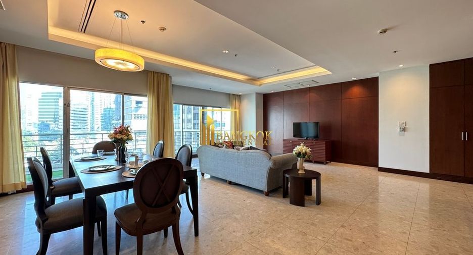 For rent 3 bedrooms apartment in Pathum Wan, Bangkok