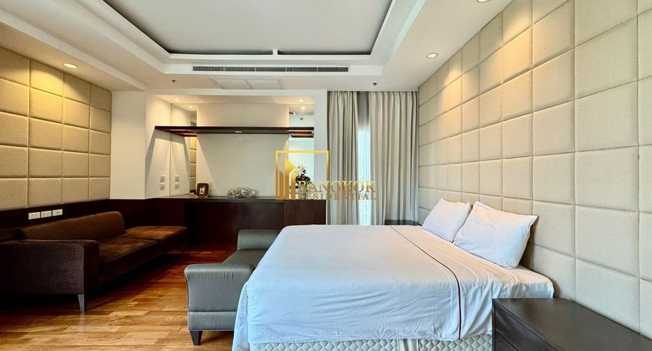 For rent 3 bedrooms apartment in Pathum Wan, Bangkok