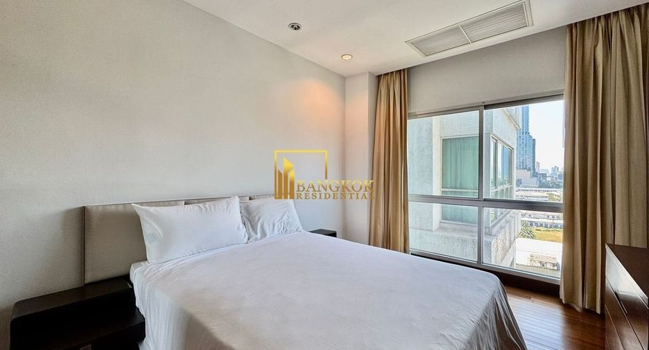 For rent 3 bedrooms apartment in Pathum Wan, Bangkok