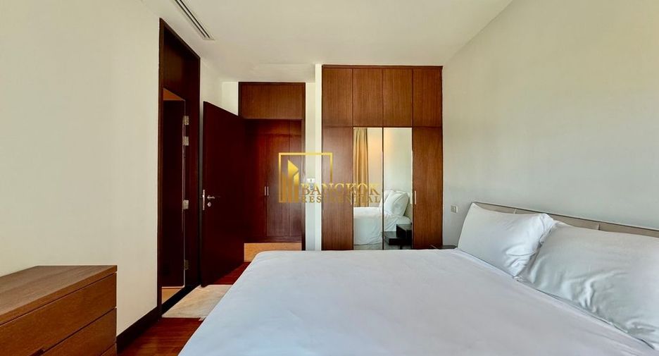 For rent 3 bedrooms apartment in Pathum Wan, Bangkok