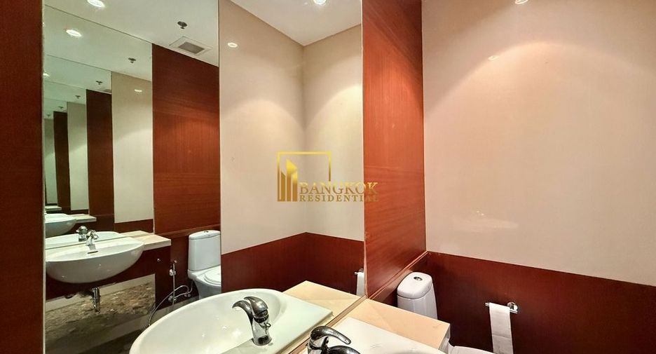 À louer 3 chambres appartement à Pathum Wan, Bangkok