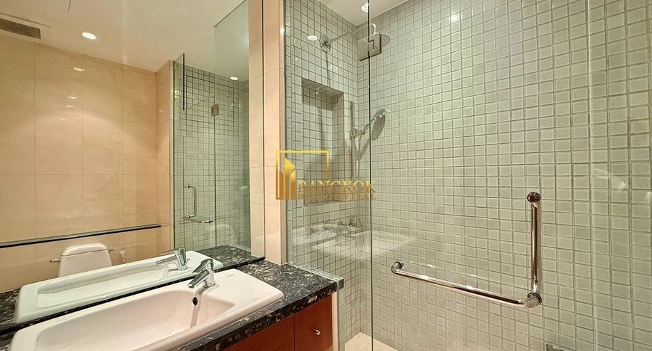 À louer 3 chambres appartement à Pathum Wan, Bangkok