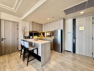 Apartamento con servicios en alquiler de 2 habitaciones en Khlong Toei, Bangkok