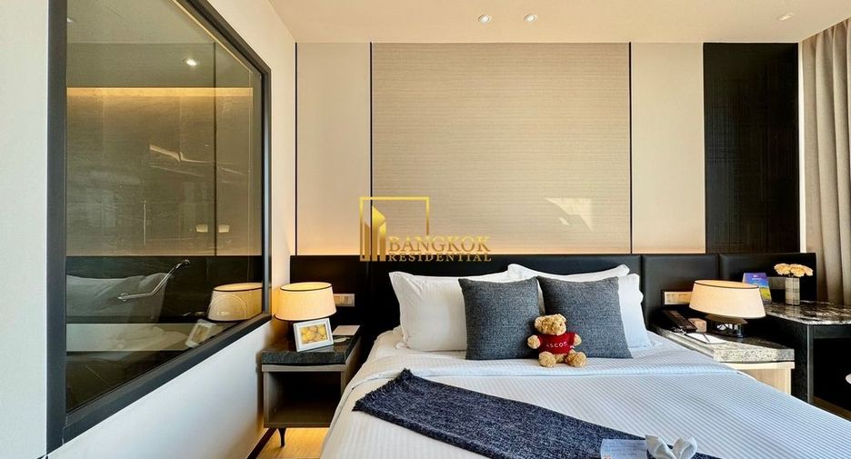 À louer 2 chambres appartement avec services à Khlong Toei, Bangkok