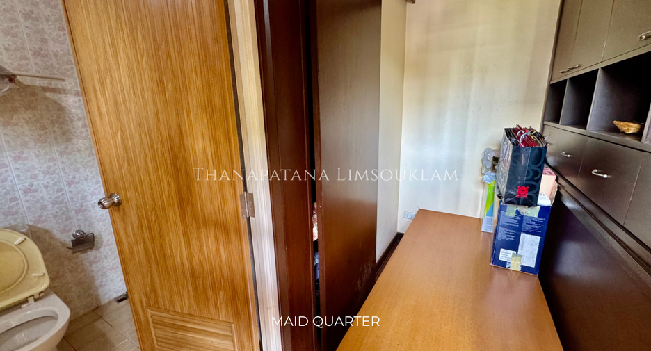 Продажа 4 спальни кондо в Сатхон, Бангкок