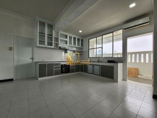 Apartamento en alquiler de 3 habitaciones en Watthana, Bangkok