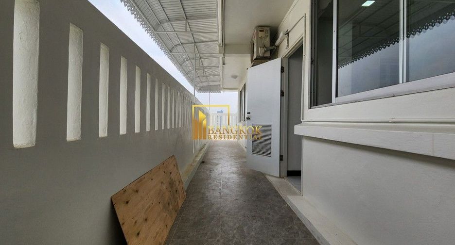 Apartamento en alquiler de 3 habitaciones en Watthana, Bangkok