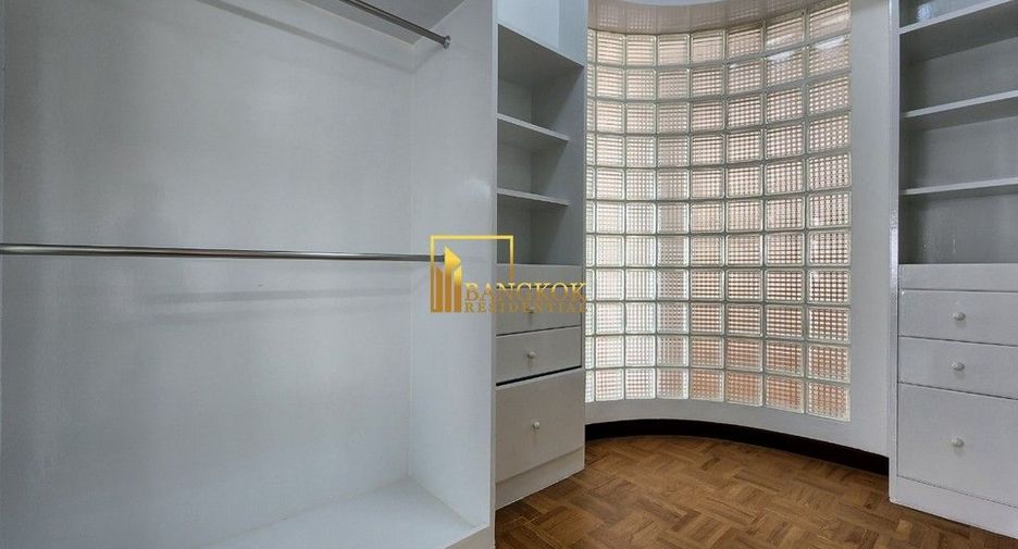 Apartamento en alquiler de 3 habitaciones en Watthana, Bangkok