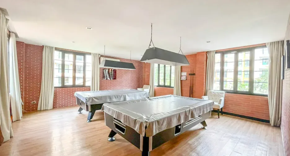 For rent 2 bedrooms condo in Bang Lamung, Chonburi