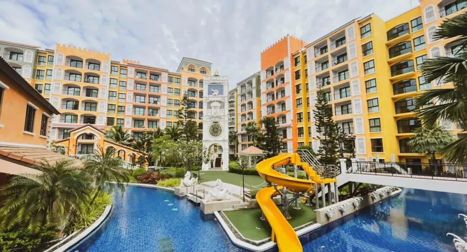 For rent 2 bedrooms condo in Bang Lamung, Chonburi