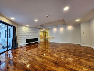 Apartamento en alquiler de 4 habitaciones en Khlong Toei, Bangkok