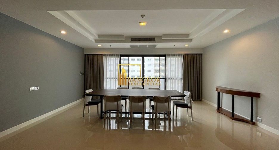 For rent 3 ベッドルーム apartment in Khlong Toei, Bangkok