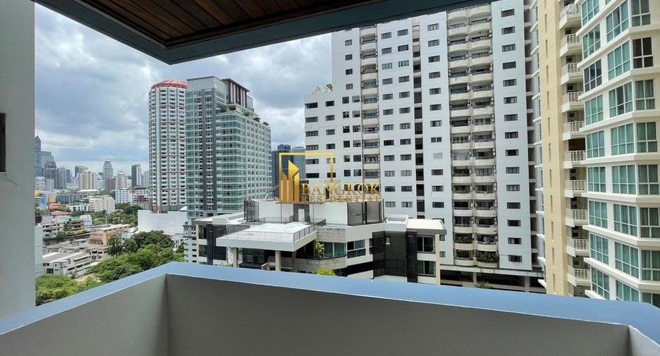 For rent 3 ベッドルーム apartment in Khlong Toei, Bangkok