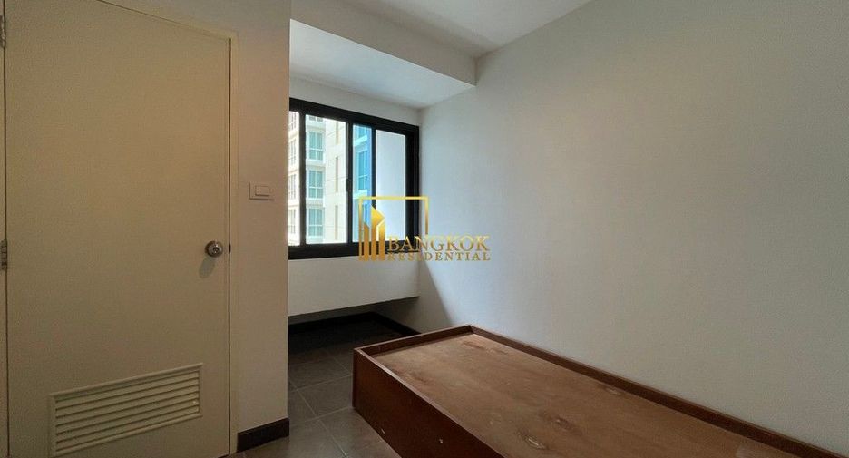 For rent 3 ベッドルーム apartment in Khlong Toei, Bangkok