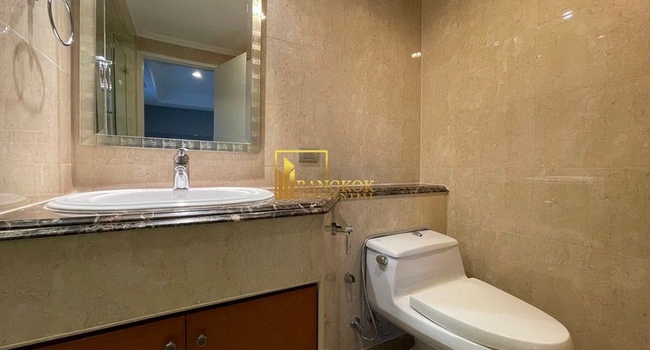 For rent 3 ベッドルーム apartment in Khlong Toei, Bangkok