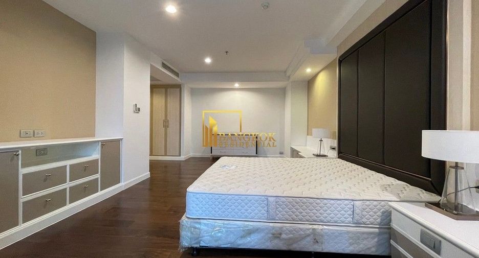 For rent 3 ベッドルーム apartment in Khlong Toei, Bangkok