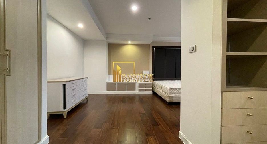 For rent 3 ベッドルーム apartment in Khlong Toei, Bangkok