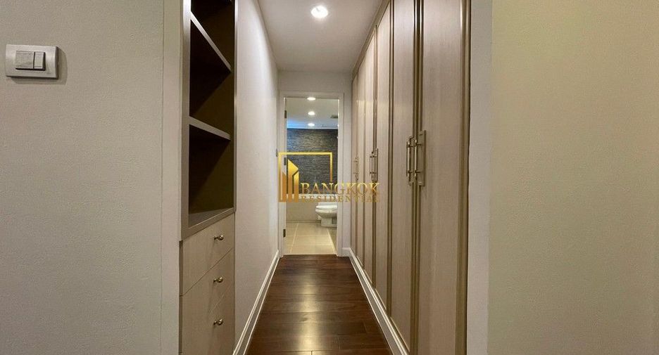 For rent 3 ベッドルーム apartment in Khlong Toei, Bangkok