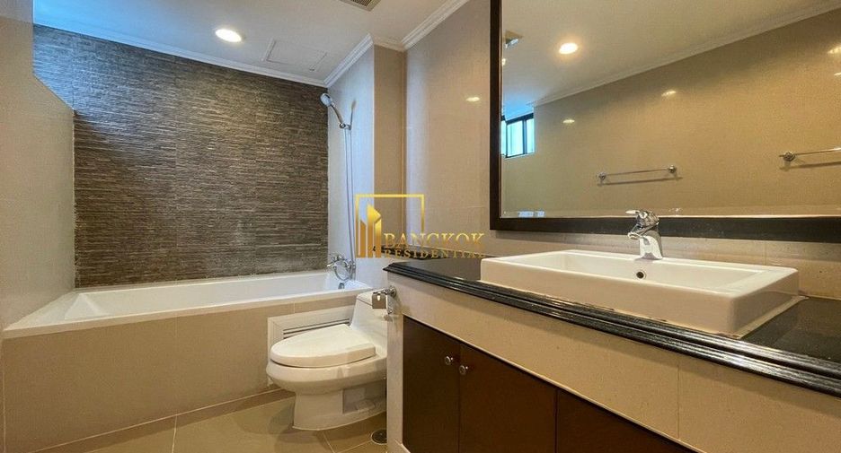 For rent 3 ベッドルーム apartment in Khlong Toei, Bangkok