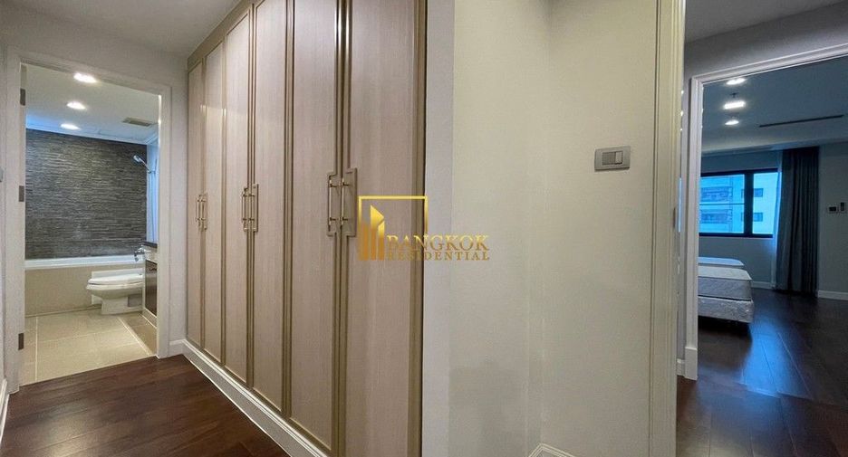 For rent 3 ベッドルーム apartment in Khlong Toei, Bangkok