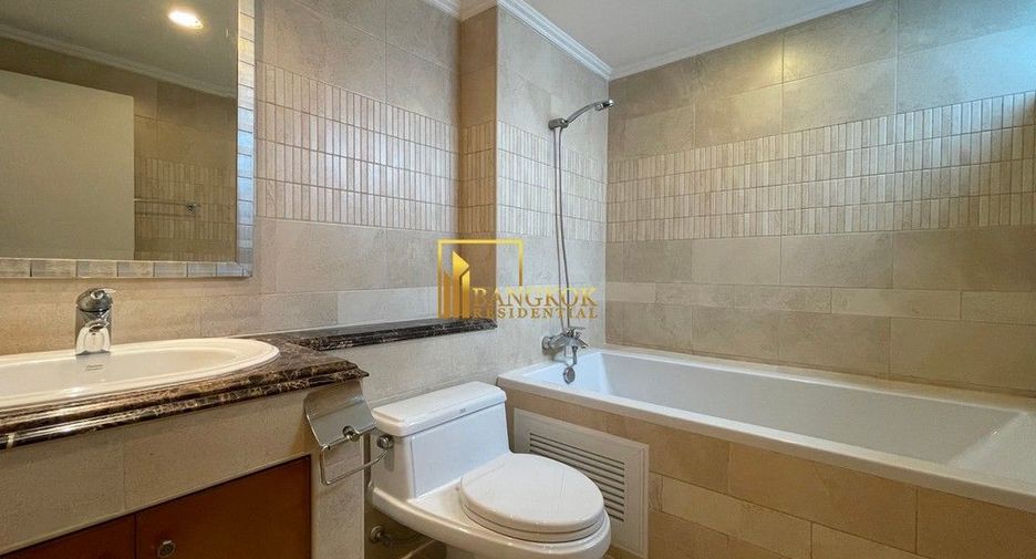 For rent 3 ベッドルーム apartment in Khlong Toei, Bangkok