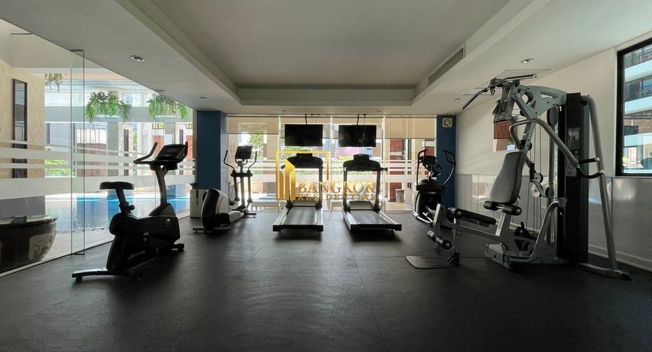 For rent 3 ベッドルーム apartment in Khlong Toei, Bangkok
