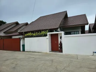 For rent 2 ベッドルーム house in Bang Lamung, Chonburi