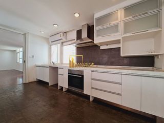 For rent 4 ベッドルーム apartment in Pathum Wan, Bangkok