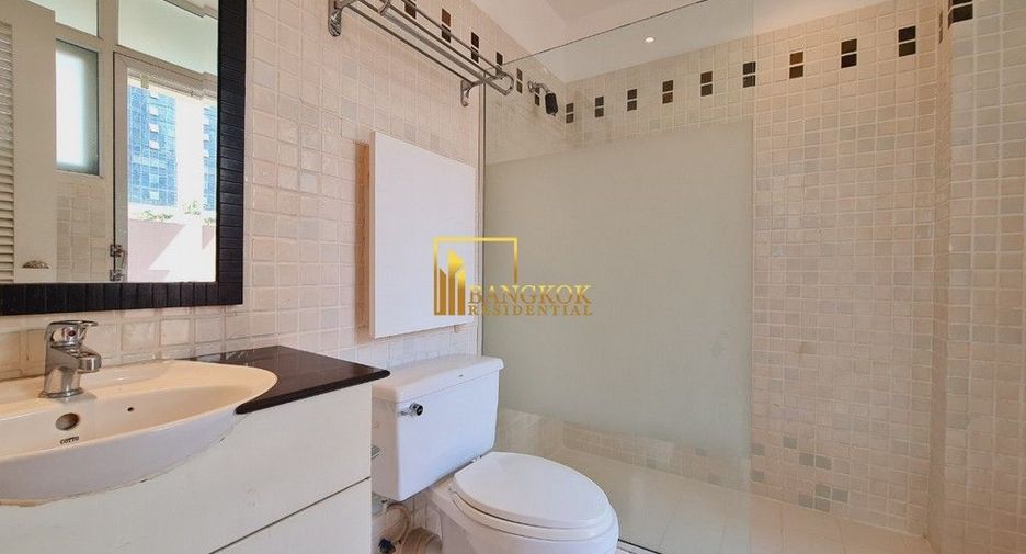 For rent 4 bedrooms apartment in Pathum Wan, Bangkok