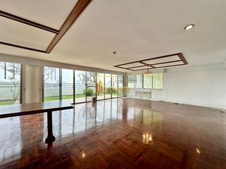For rent 5 bedrooms apartment in Watthana, Bangkok
