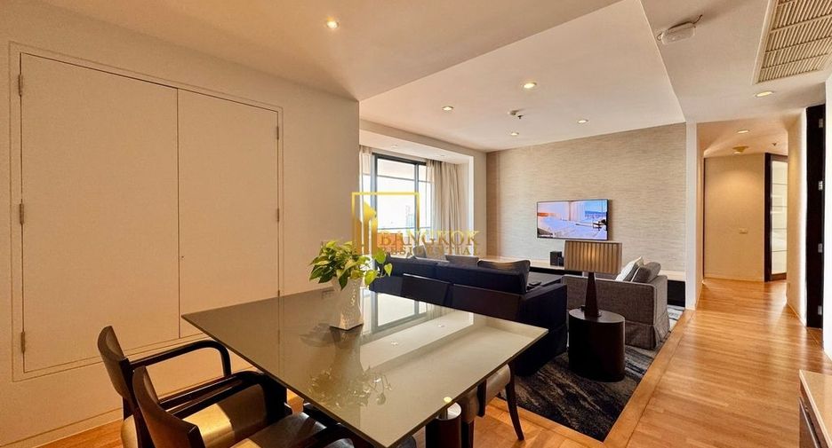 For rent 2 ベッドルーム serviced apartment in Khlong Toei, Bangkok