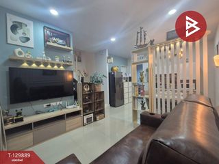 出售 4 卧室 联排别墅 在 Sam Phran, Nakhon Pathom