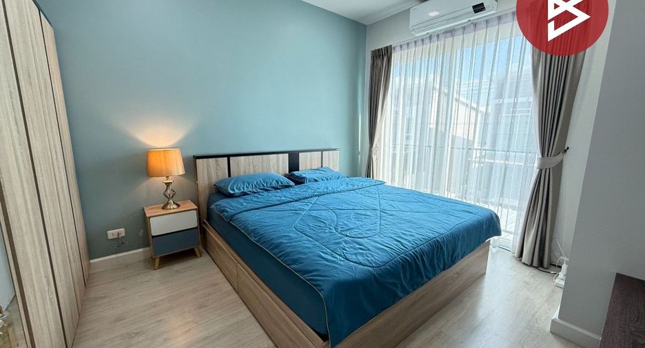 For sale 4 bedrooms townhouse in Sam Phran, Nakhon Pathom