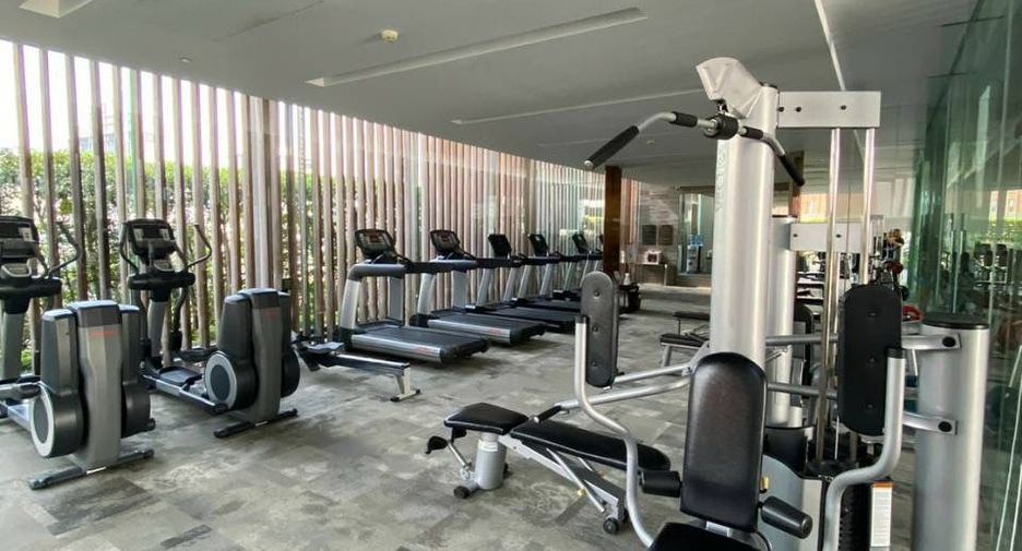 Wohnung zur Miete und zum Kauf mit 1 Zimmer in Pathum Wan, Bangkok