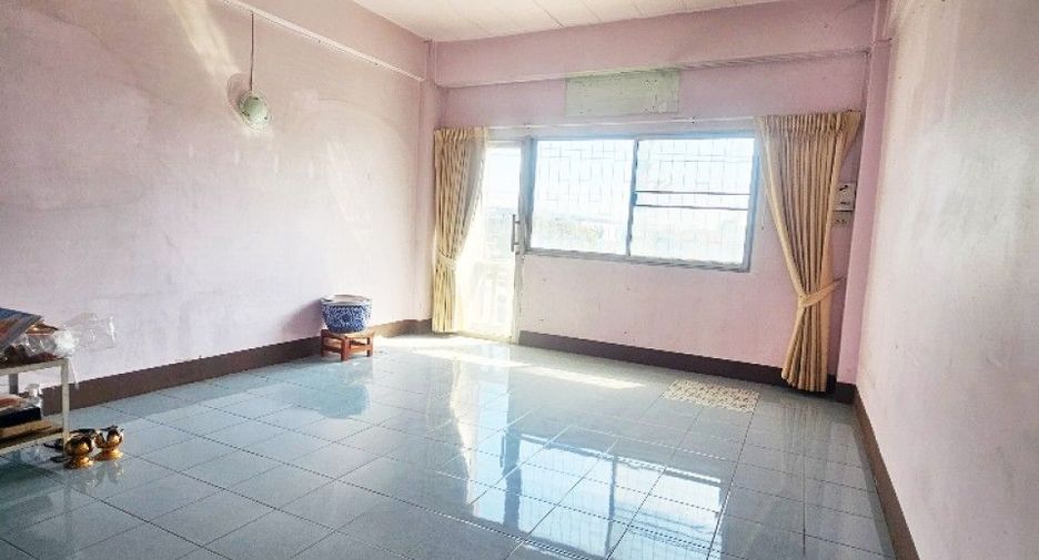 For sale 3 bedrooms retail Space in Bang Phli, Samut Prakan