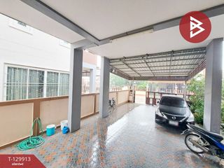 For sale 3 bedrooms house in Mueang Nakhon Sawan, Nakhon Sawan