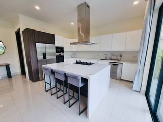 For rent and for sale 3 bedrooms house in Bang Lamung, Chonburi