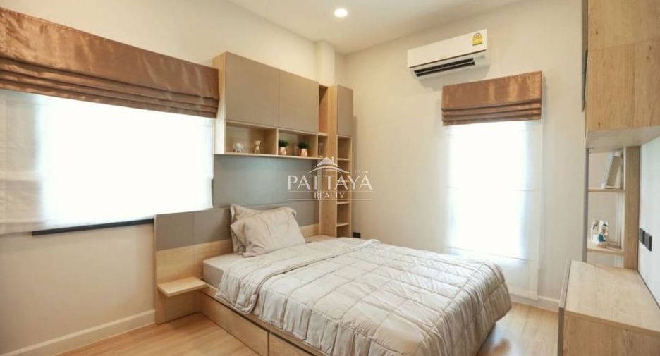 For rent 3 bedrooms villa in Bang Lamung, Chonburi