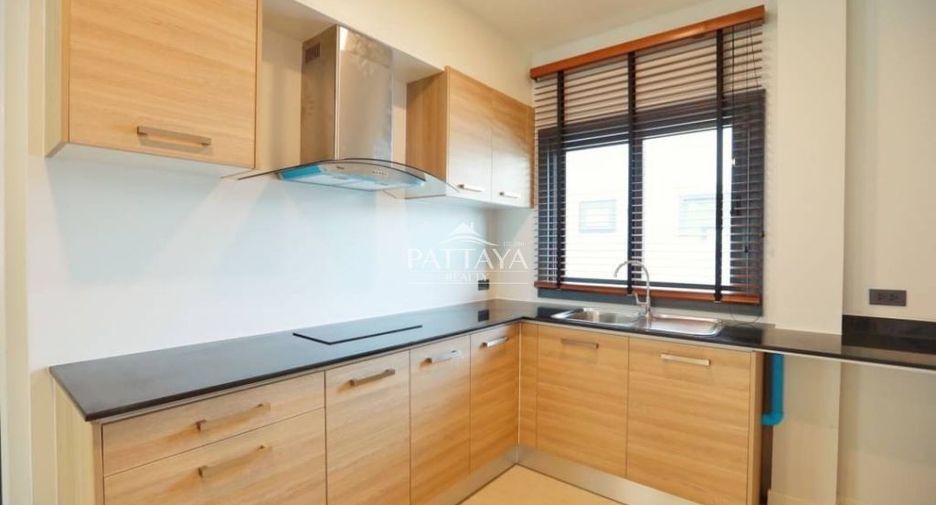For rent 3 bedrooms villa in Bang Lamung, Chonburi