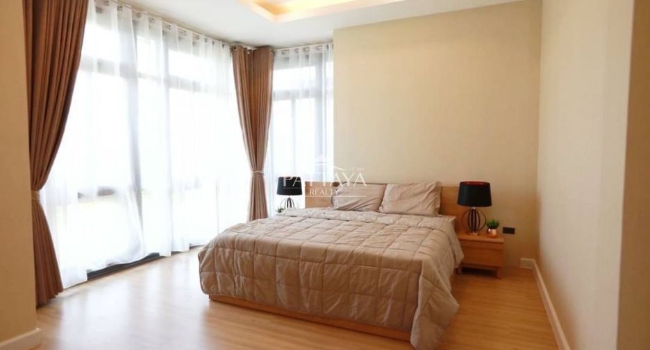 For rent 3 bedrooms villa in Bang Lamung, Chonburi