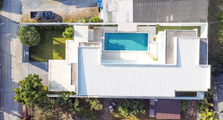 Haus zum Kauf und zur Miete mit 5 Zimmer in San Sai, Chiang Mai