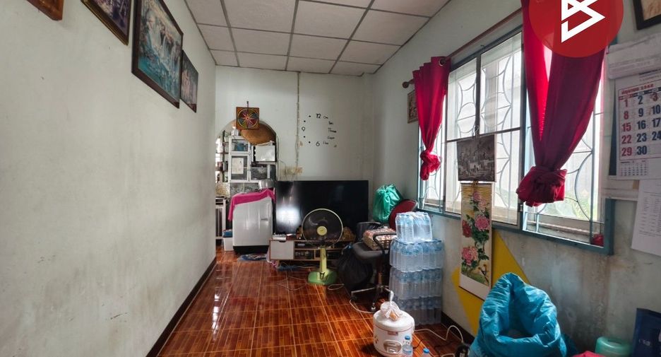 À vendre 2 chambres maison à Nong Chok, Bangkok