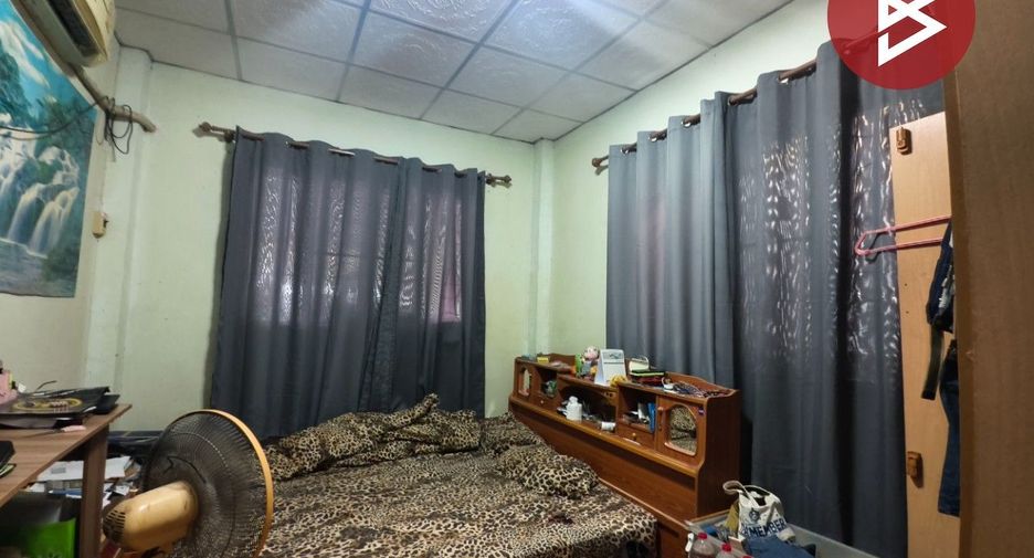 À vendre 2 chambres maison à Nong Chok, Bangkok