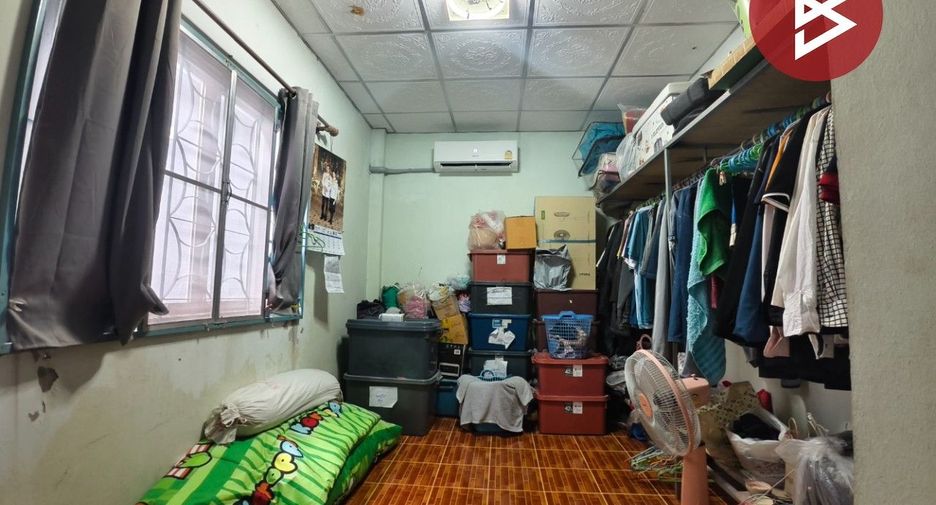 À vendre 2 chambres maison à Nong Chok, Bangkok