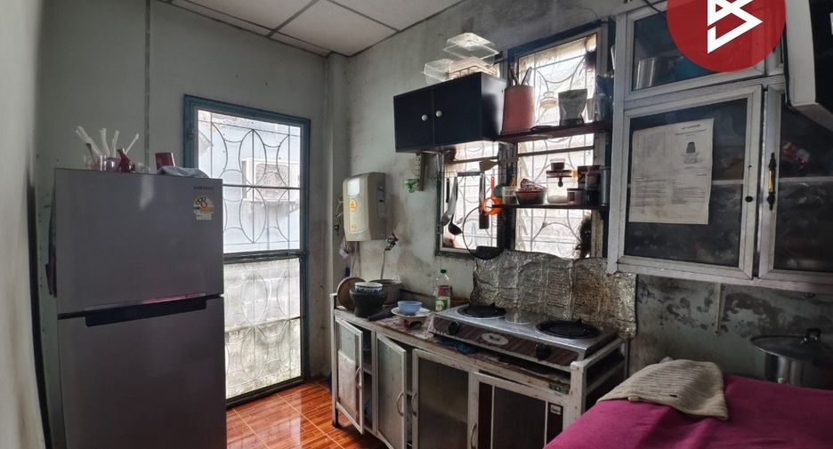 À vendre 2 chambres maison à Nong Chok, Bangkok
