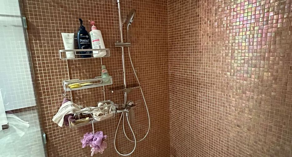 Аренда и продажа 3 спальни кондо в Банг Ламунг, Чонбури
