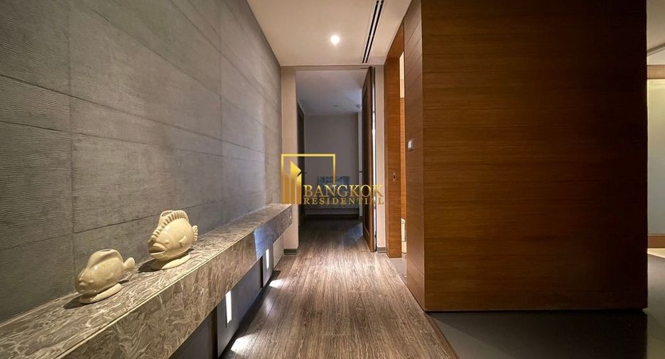 For rent 3 ベッドルーム condo in Khlong Toei, Bangkok