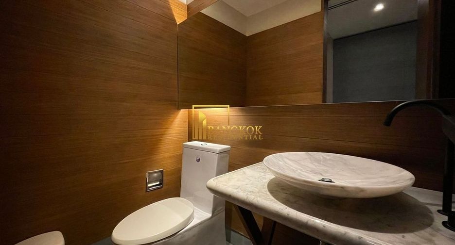 For rent 3 ベッドルーム condo in Khlong Toei, Bangkok