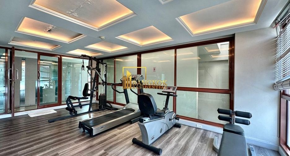For rent 3 ベッドルーム condo in Khlong Toei, Bangkok